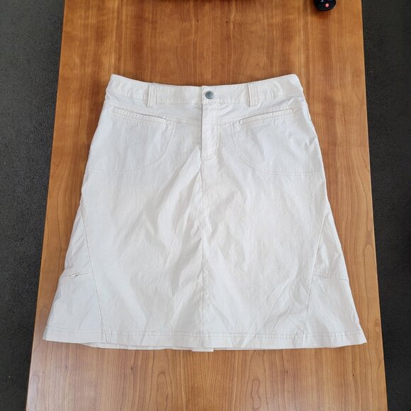 Athleta Beige Nylon Spandex Athletic Skirt with Pockets - 8 - Picture 3 of 16